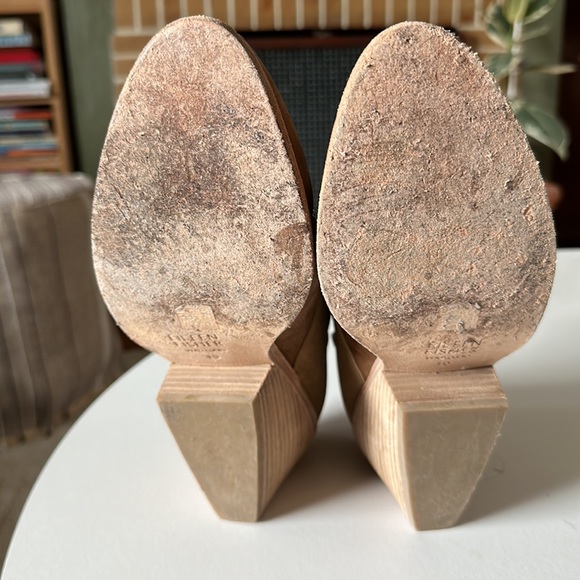 Eileen Fisher tan wedge leather bootie - Picture 6 of 7